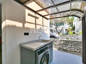 Jomtien Garden Villa – 4 bed 5 bath in Jomtien PP11072