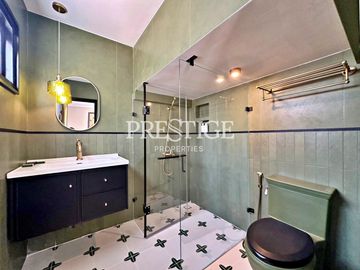 Jomtien Garden Villa – 4 bed 5 bath in Jomtien PP11072