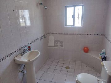 Casa sola en venta en Lomas de Lourdes, Saltillo, Coahuila