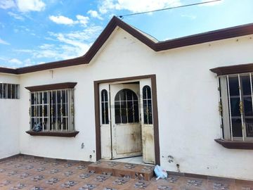 Casa sola en venta en Lomas de Lourdes, Saltillo, Coahuila