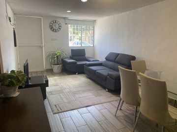 Venta casa remodelada. Villas del Sur.