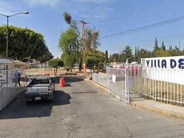 Venta casa remodelada. Villas del Sur.