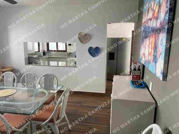 Súper Casa en calle cerrada  en Venta