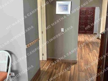 Súper Casa en calle cerrada  en Venta