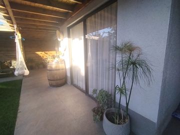 EN VENTA  HERMOSA CASA  MEDITERRANEA