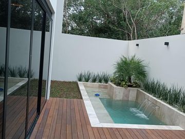 Venta Residencia de Lujo Casa Ladera en Vía Cumbres, Cancún