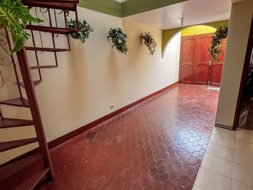 Casa en Santiago de Surco | VENTA