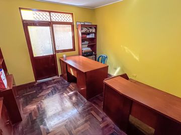 Casa en Santiago de Surco | VENTA
