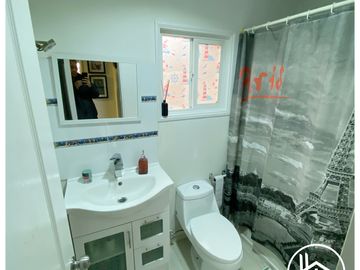 VENTA CASA 5HAB 4BA CORONEL