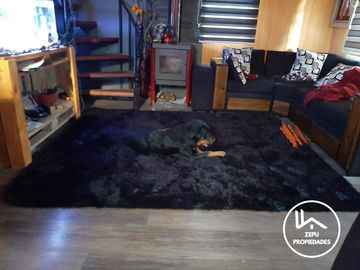 SE VENCE CASA EN SECTOR LA PEÑA 3 LA COSTANERA