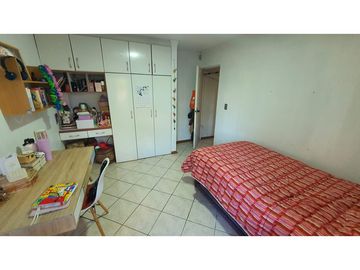 Venta Parcela de Agrado 3D 4B 2E en Los Villares Calle Larga