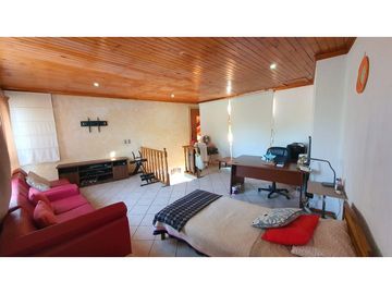 Venta Parcela de Agrado 3D 4B 2E en Los Villares Calle Larga
