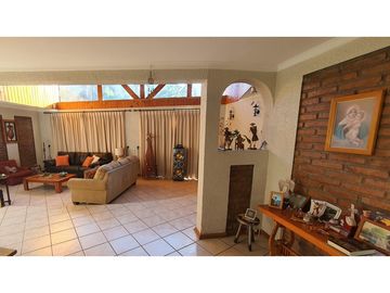 Venta Parcela de Agrado 3D 4B 2E en Los Villares Calle Larga