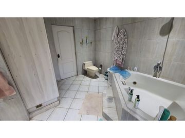 Venta Parcela de Agrado 3D 4B 2E en Los Villares Calle Larga
