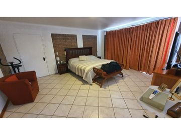 Venta Parcela de Agrado 3D 4B 2E en Los Villares Calle Larga