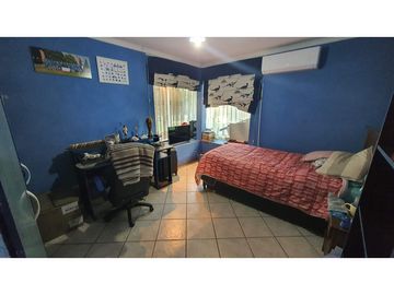 Venta Parcela de Agrado 3D 4B 2E en Los Villares Calle Larga