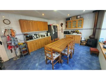 Venta Parcela de Agrado 3D 4B 2E en Los Villares Calle Larga