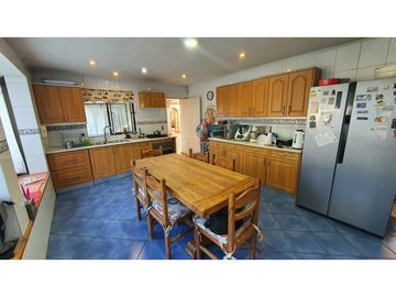 Venta Parcela de Agrado 3D 4B 2E en Los Villares Calle Larga