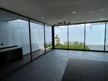 Casa en Venta 6º Retorno de Olivos 200 Fraccionamiento El Olivar Altozano,