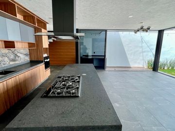 Casa en Venta 6º Retorno de Olivos 200 Fraccionamiento El Olivar Altozano,