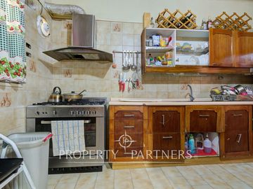 Amplia casa Habitacional / Comercial, cercana a Barrio Italia