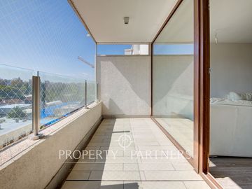 Amplio departamento con vista despejada / Manuel Montt / Alférez Real, Providencia