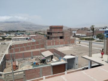 VENTA CASA FRENTE A PLAYA LAS CONCHITAS BALNEARIO DE ANCON