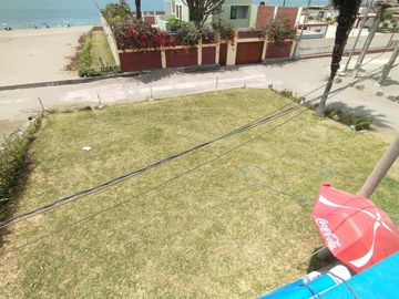 VENTA CASA FRENTE A PLAYA LAS CONCHITAS BALNEARIO DE ANCON