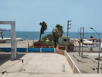 VENTA CASA FRENTE A PLAYA LAS CONCHITAS BALNEARIO DE ANCON