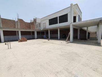 VENTA CASA FRENTE A PLAYA LAS CONCHITAS BALNEARIO DE ANCON