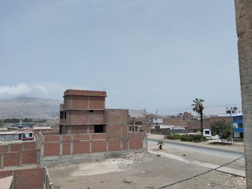 VENTA CASA FRENTE A PLAYA LAS CONCHITAS BALNEARIO DE ANCON
