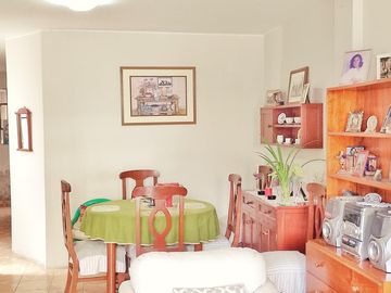 VENTA CASA 2 PISOS 150 M2 TUPAC AMARU SAN JUAN DE LURIGANCHO