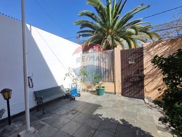 CASA AMPLIA AVDA BRASIL 4D 4B PISCINA