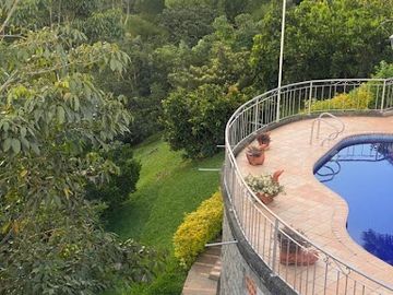 VENTA de CASAS en PEREIRA