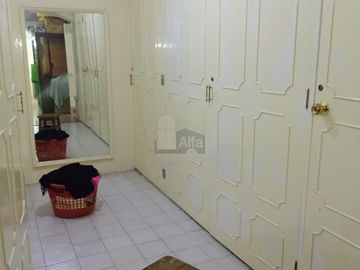 EXCELENTE CASA EN VENTA POR DEBAJO DEL AVALUO EN COL. ARBIDE