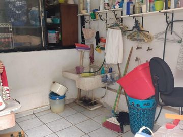 EXCELENTE CASA EN VENTA POR DEBAJO DEL AVALUO EN COL. ARBIDE