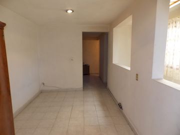 Casa en venta en San Andrés Tetepilco, Iztapalapa, Ciudad de México