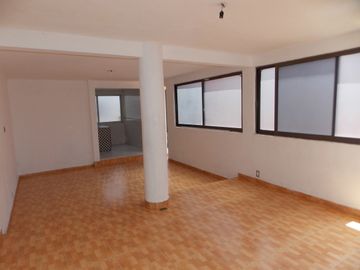 Casa en venta en San Pedro Chico, Gustavo A. Madero, CDMX