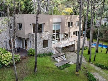 Cariló | Casa Ñandú y Ciprés