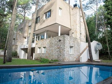 Cariló | Casa Ñandú y Ciprés