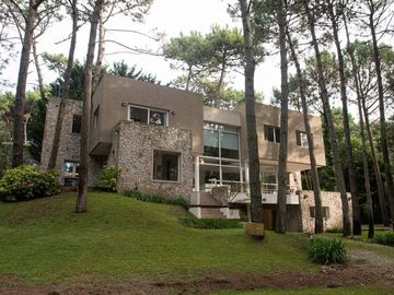 Cariló | Casa Ñandú y Ciprés