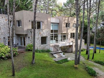 Cariló | Casa Ñandú y Ciprés