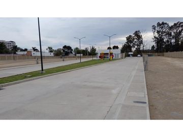 Terreno frente udlap en venta recta a cholula 120 m2 fracc privado