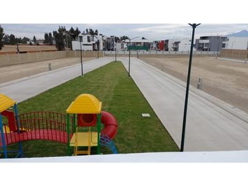 Terreno frente udlap en venta recta a cholula 120 m2 fracc privado