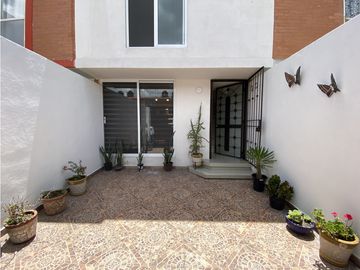 CASA EN VENTA CHAPULCO