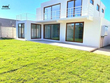 Casa Nueva en Venta Lomas de Montemar