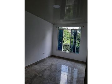 Venta de Casa Trifamiliar en Santa Ines de Confamiliar - Tulua