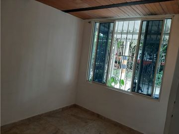 Venta de Casa Trifamiliar en Santa Ines de Confamiliar - Tulua