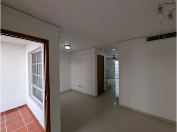SE VENDE HERMOSA  HERMOSA COMODA CASA EN VILLA SANTOS