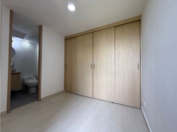 Vendo hermoso apartamento en La Estrella, unidad completa